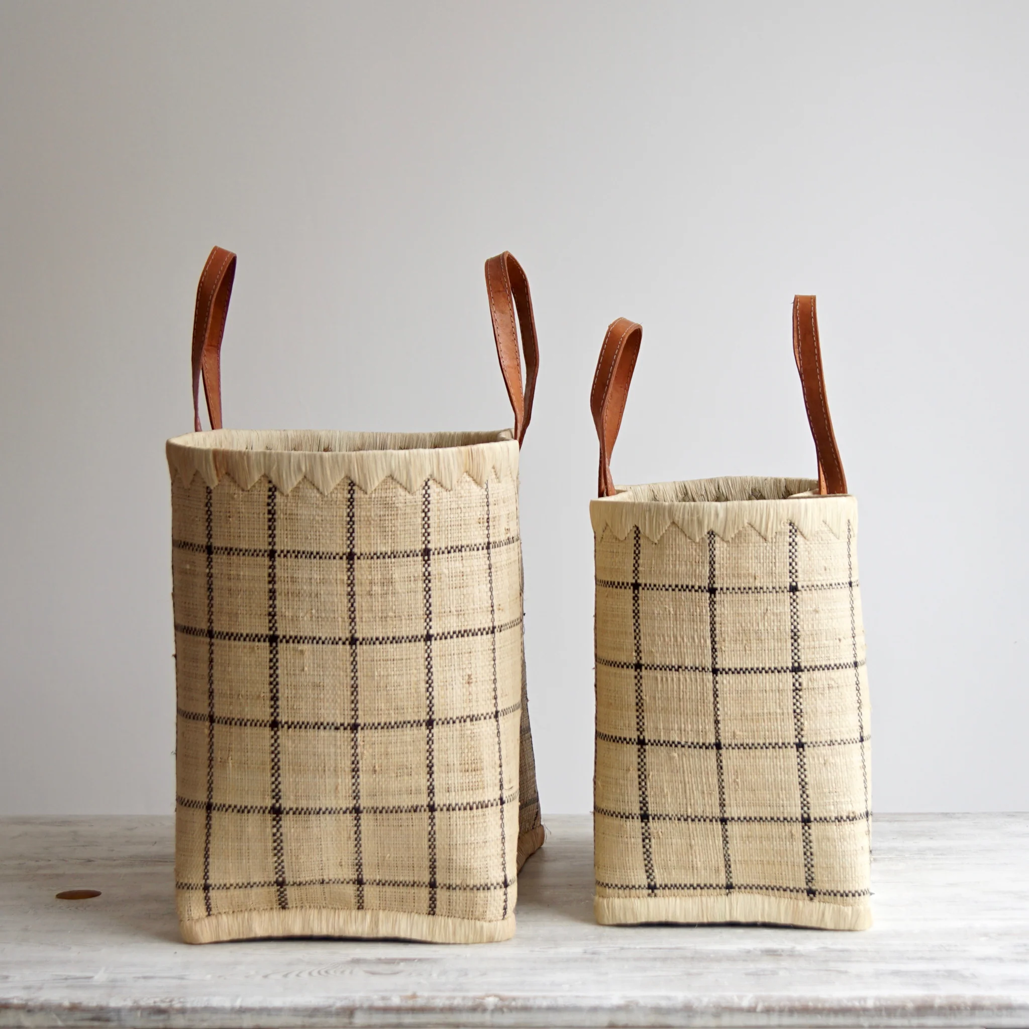Fairtrade Raffia & Leather Basket Bag - Image 4