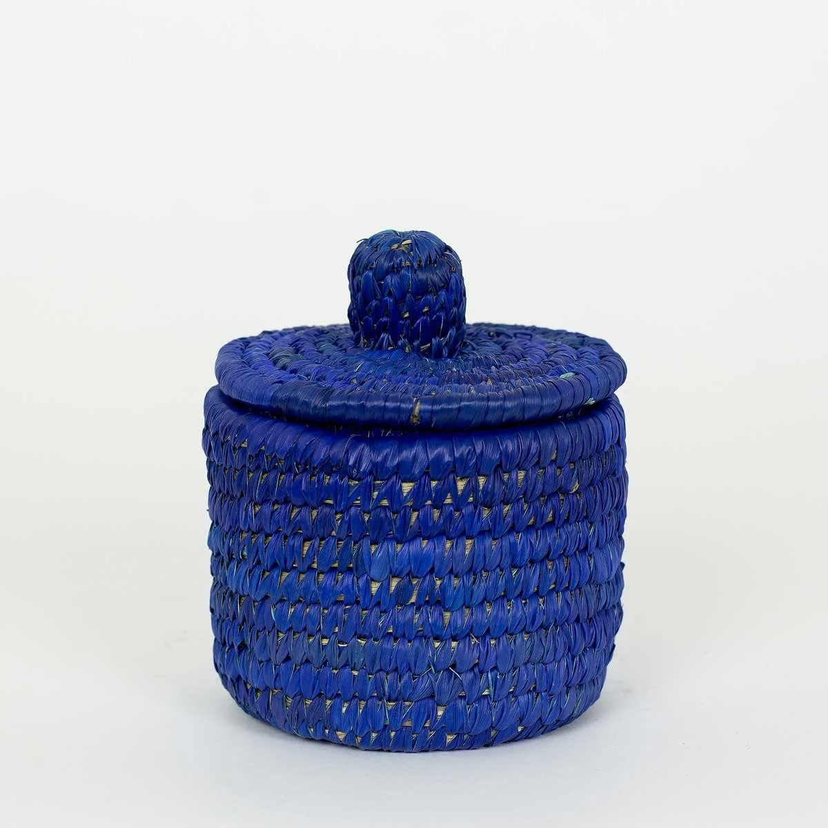Handmade Mini Palm Basket with Lid - Image 3