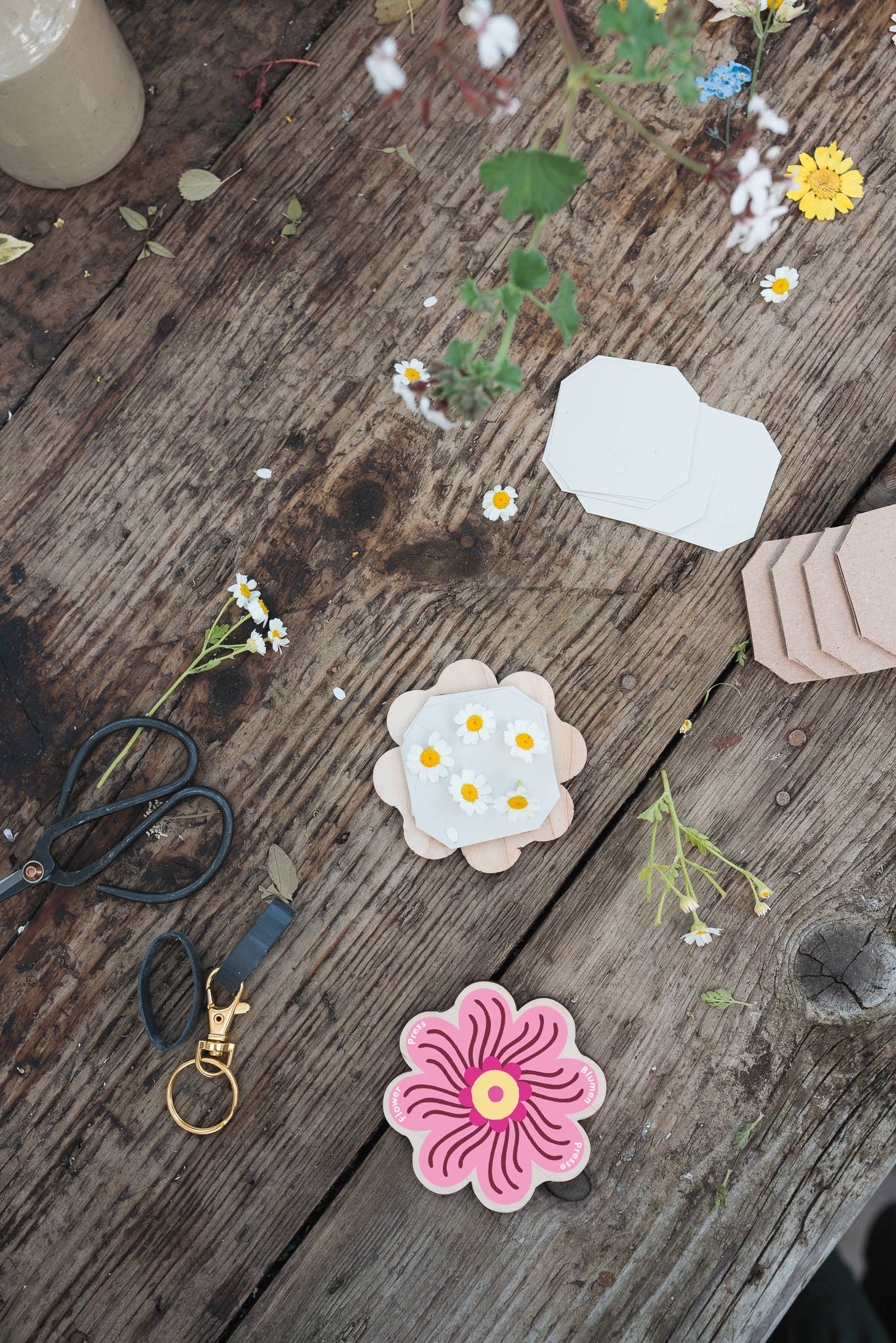 Keyring Flower Press - Image 6
