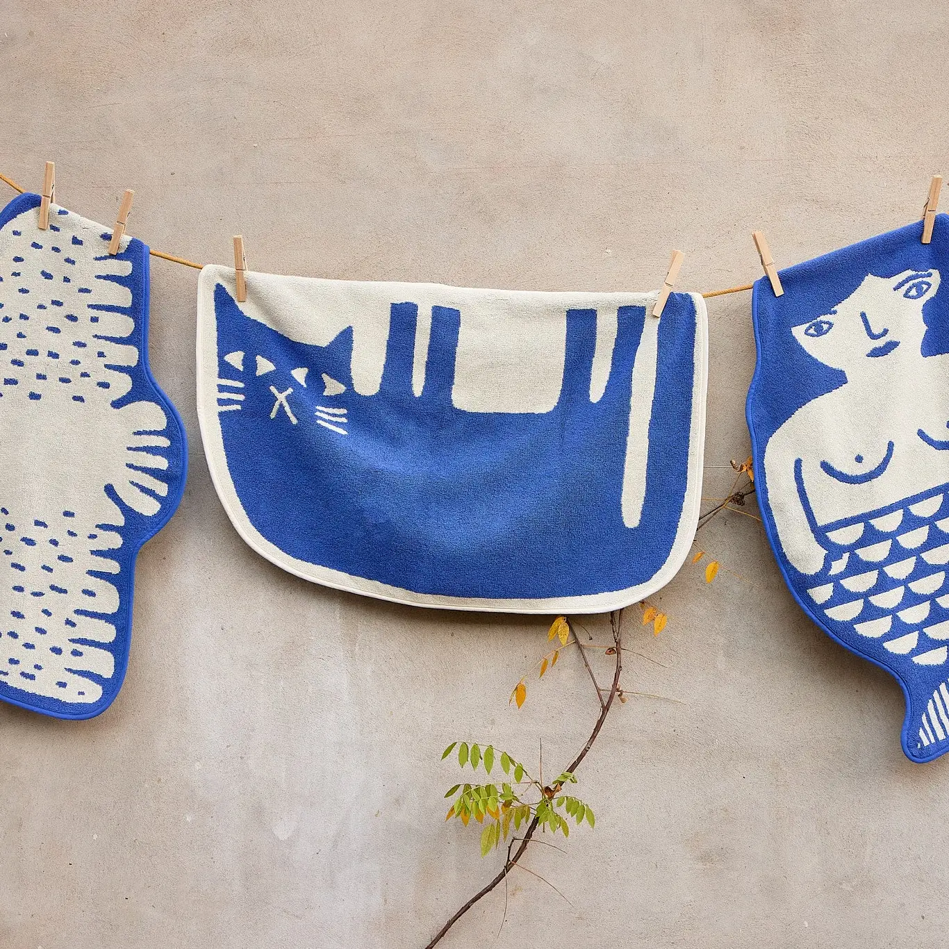 Lazy Cat Bath Mat by Donna Wilson - Image 2