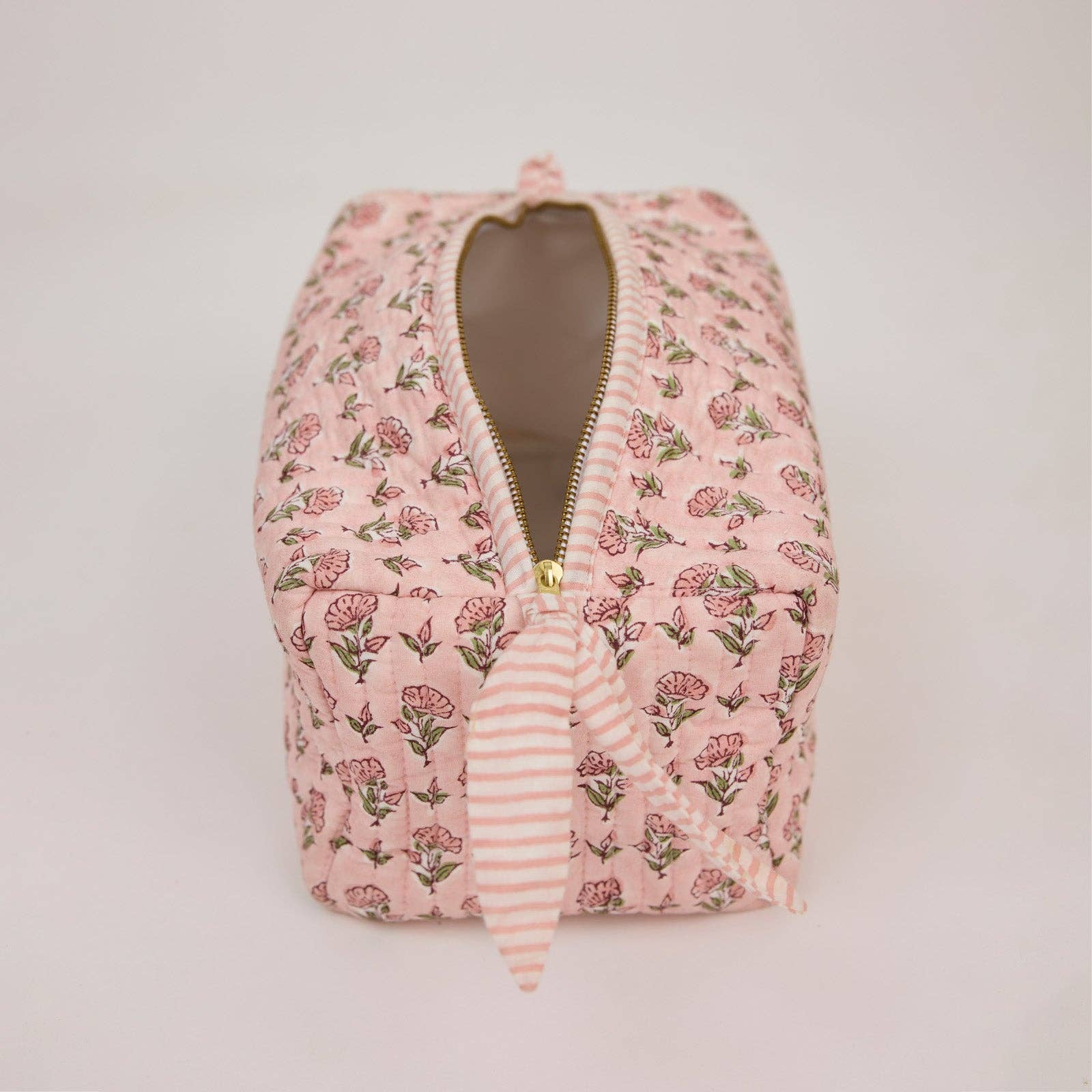 Organic Cotton Toiletry Bag (Large) - Ditsy Floral Blush - Image 3