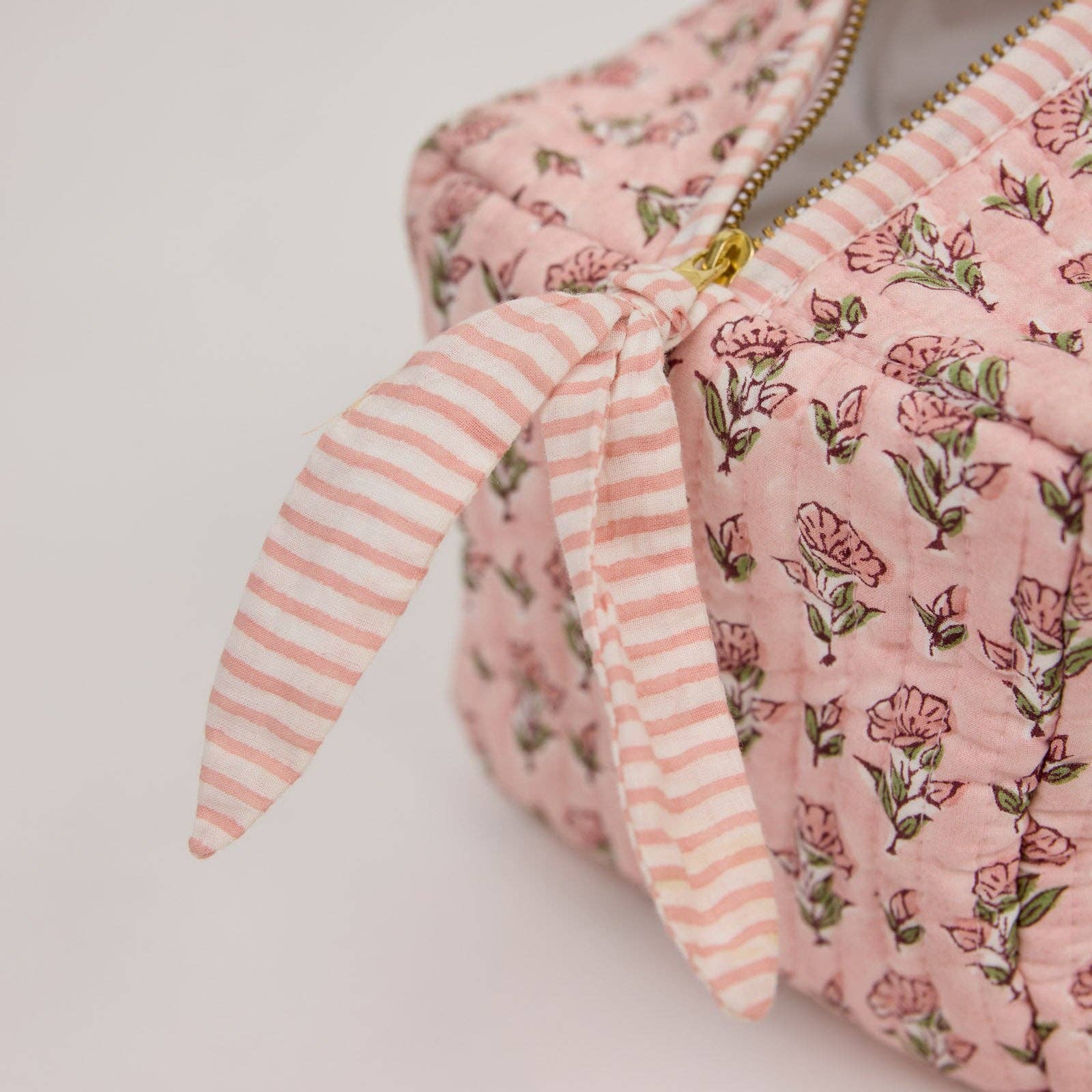 Organic Cotton Toiletry Bag (Large) - Ditsy Floral Blush - Image 5