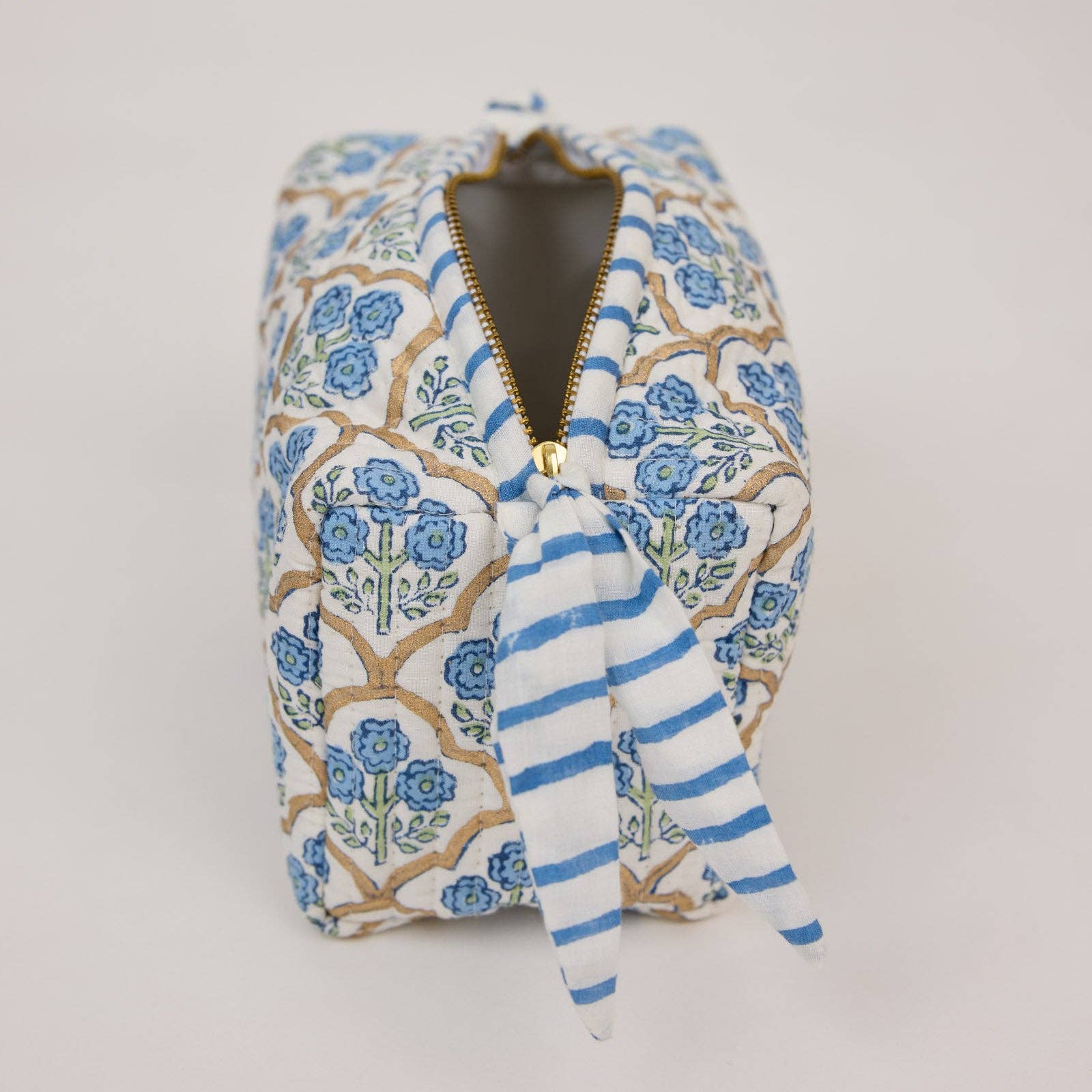 Organic Cotton Toiletry Bag (Small) - Trellis Indigo - Image 5
