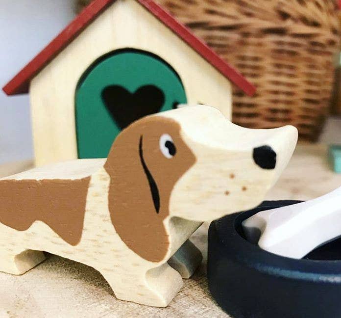Wooden Dog & Kennel Toy Play Set - Image 2